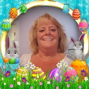 Meet your Posher, Dee dee